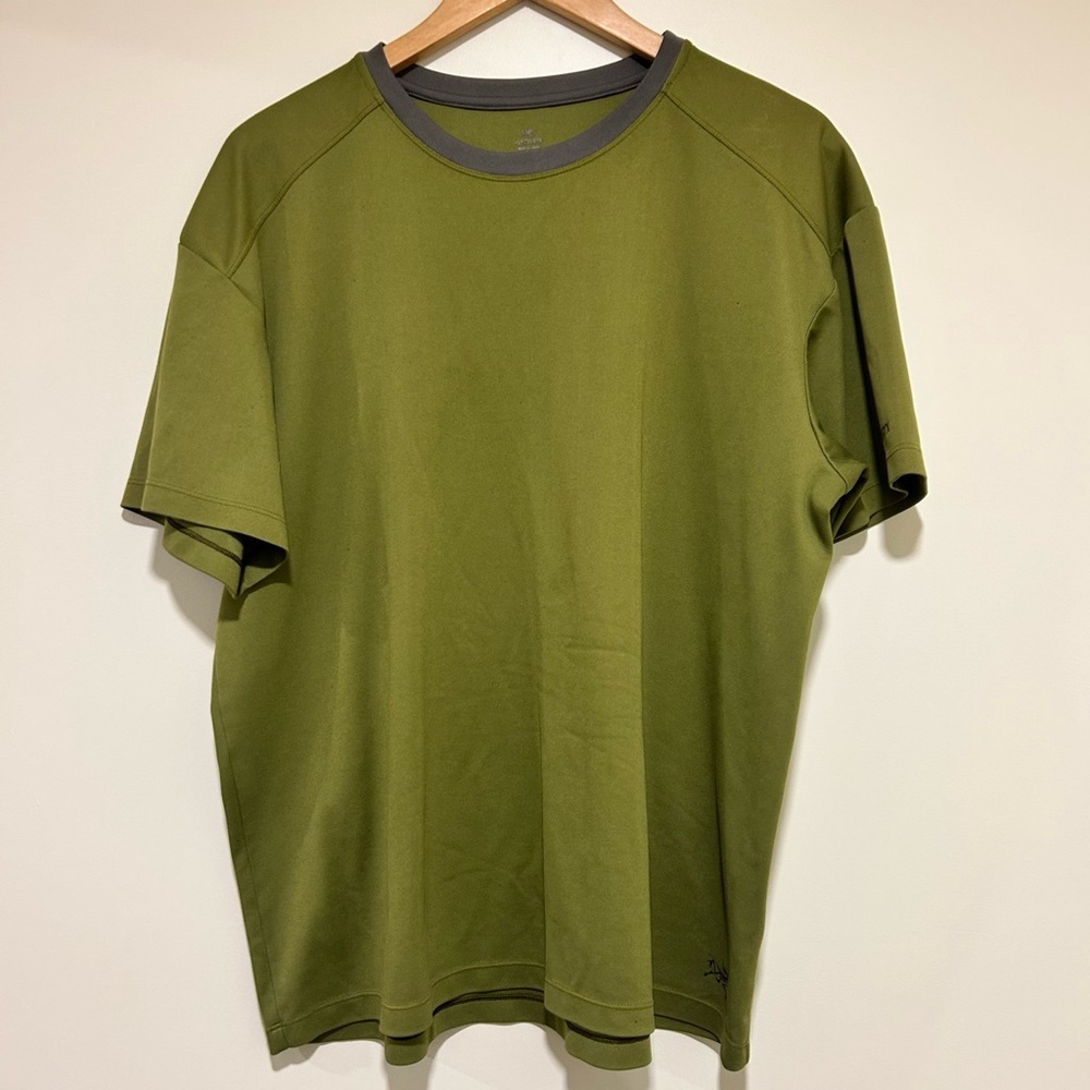 Arc'teryx Olive Green Short Sleeve Crew Neck Tee